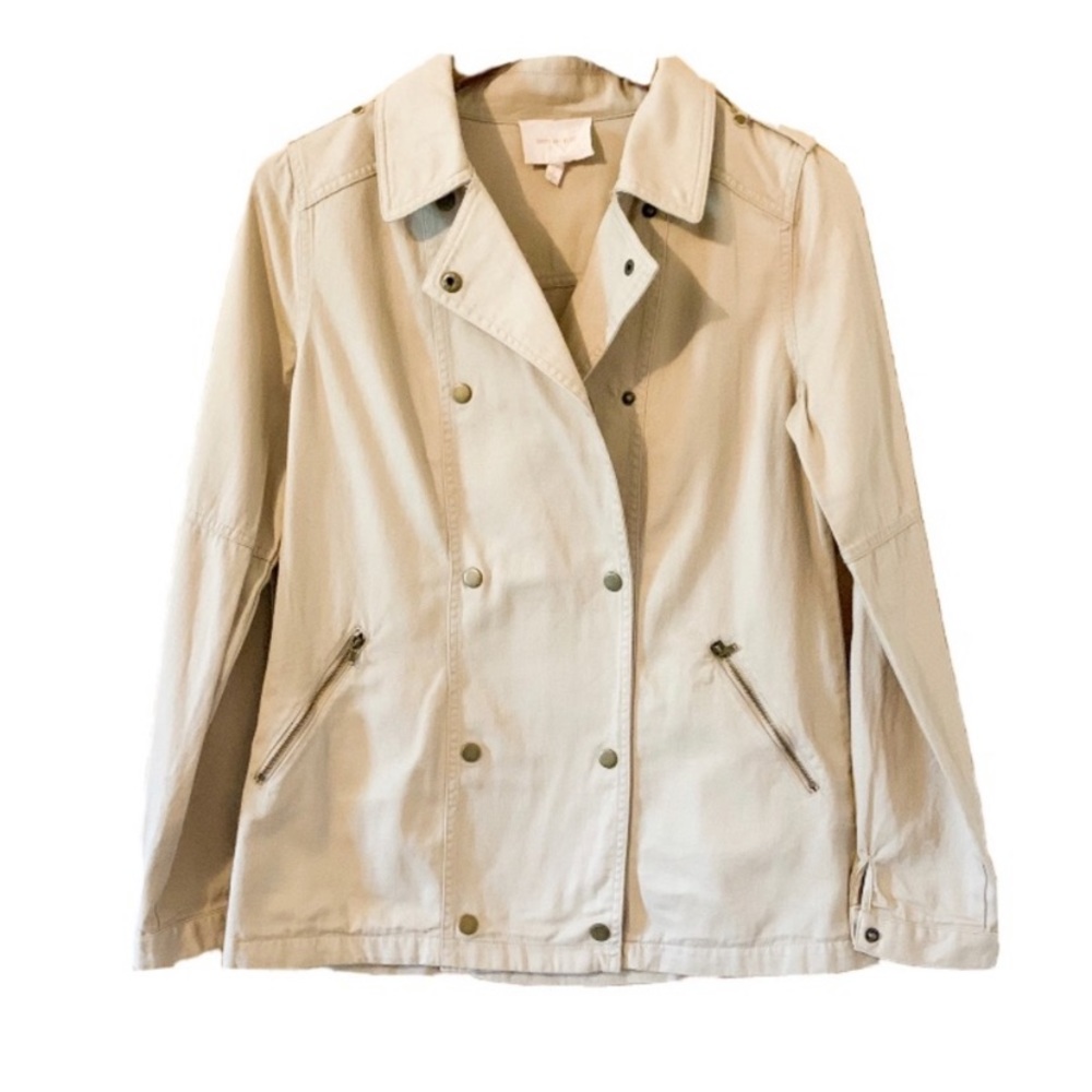 Anthropologie’s Skies are Blue Tan Utility Jacket